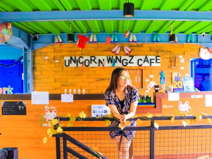 Cafe Unik Di Bandung Unicorn Wingz Cafe