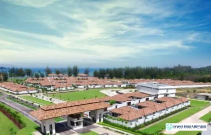 Lagoi Bay pantai cantik