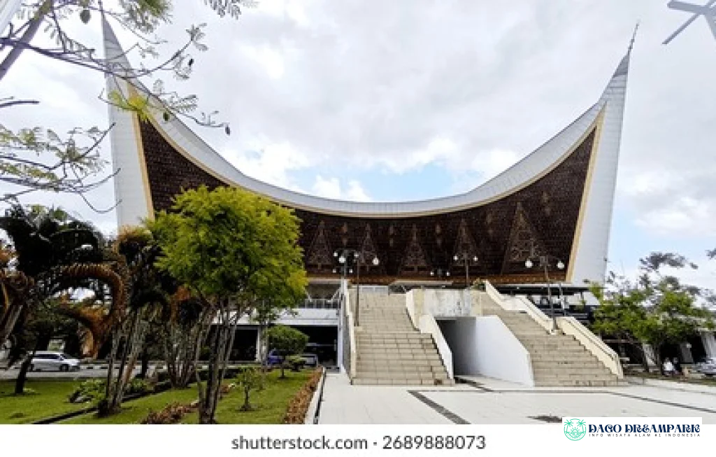 masjid minangkabau jakarta selatan
