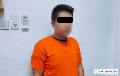 pria cabul rekam wanita