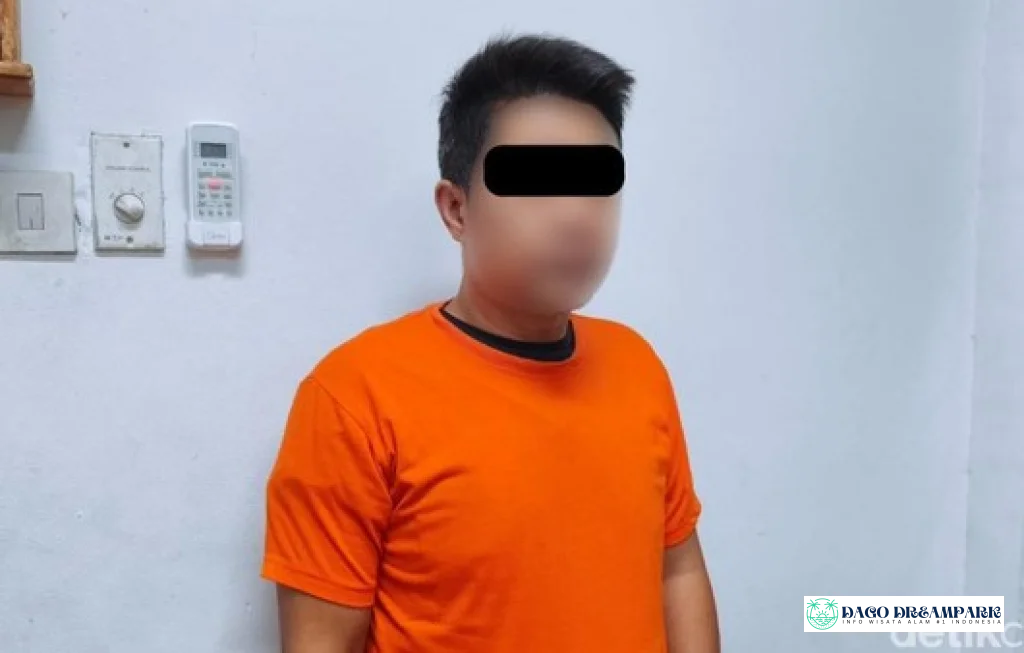 pria cabul rekam wanita