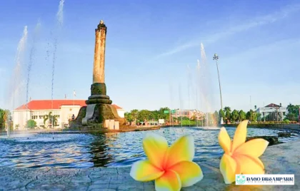 tugu muda semarang menawan