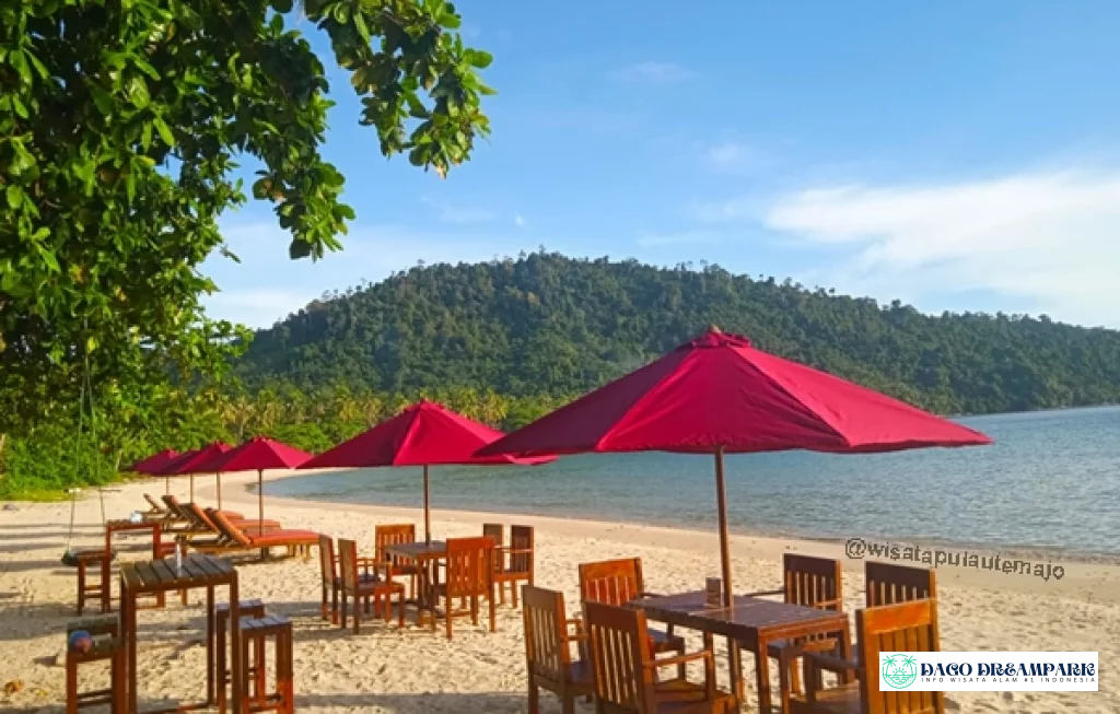 Pulau Temajo Mempawah